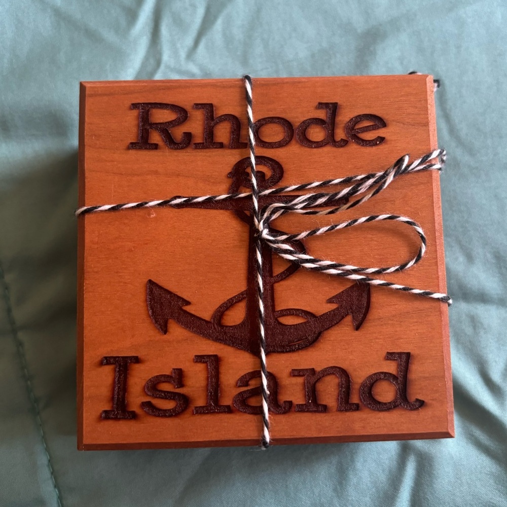 Set of 4 wood Fenwick and Oliver Rhode Island coasters with anchor image